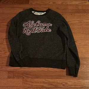 Alabama Rolltide women’s sweatshirt VINTAGE LOOK size small. Super cute!